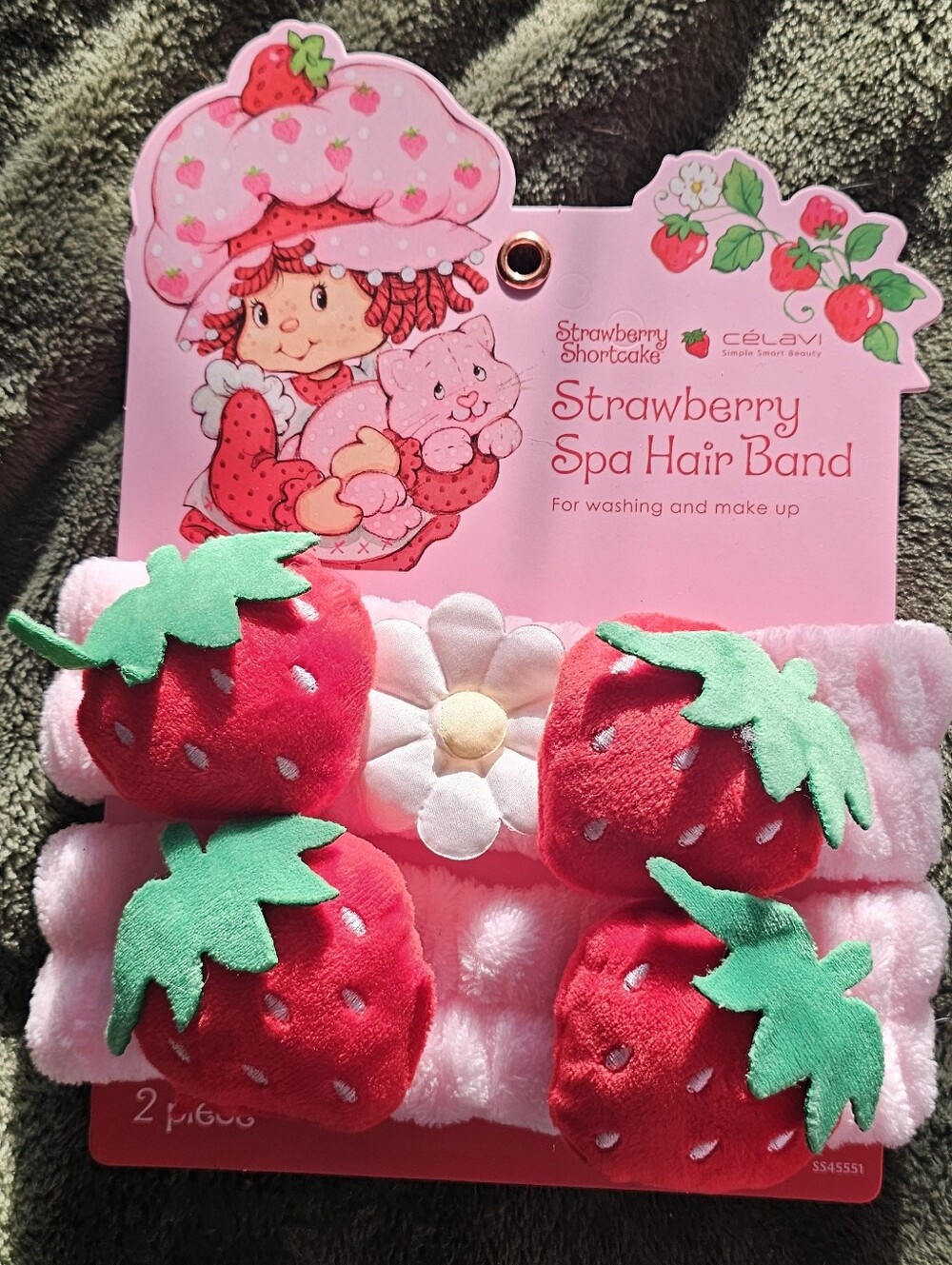 Célavi Strawberry Shortcake 2-piece spa hair band set